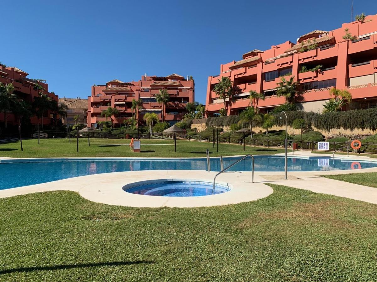 Punta Del Faro Apartment Торокс Екстериор снимка