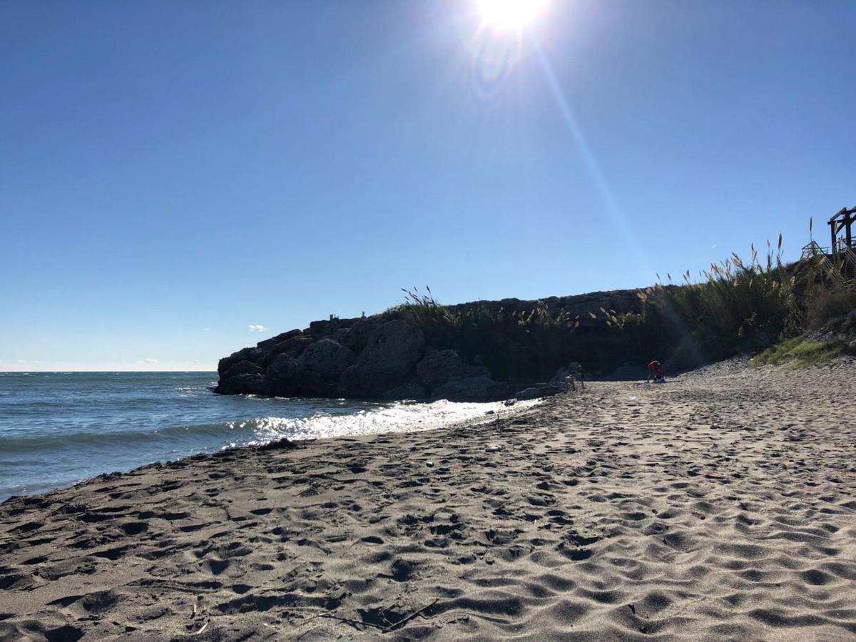 Punta Del Faro Apartment Торокс Екстериор снимка